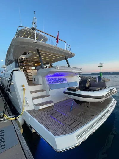 Bazinga Yacht Photos Pics 