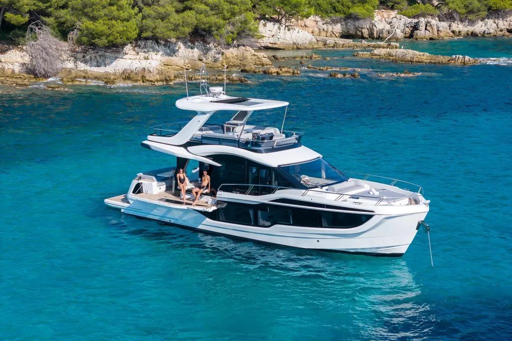 Galeon 560 Fly