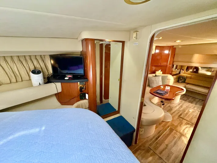 Seaswing Yacht Photos Pics Interior of 2002 Sea Ray 380 Sundancer yacht with cozy living area and modern amenities.
