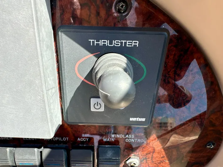 Seaswing Yacht Photos Pics Thruster control panel on a 2002 Sea Ray 380 Sundancer boat.