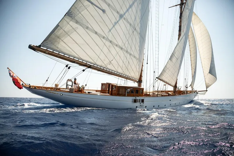 Naema Yacht Photos Pics 