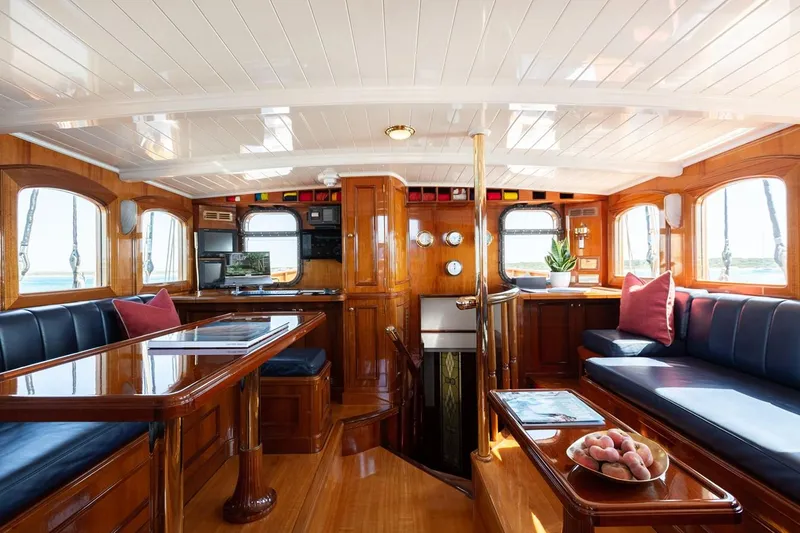 Naema Yacht Photos Pics 