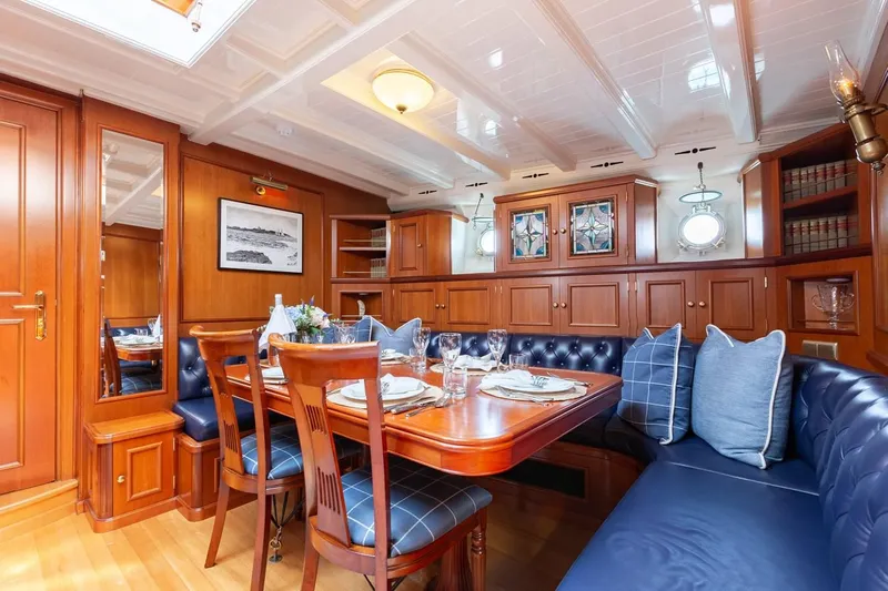 Naema Yacht Photos Pics 