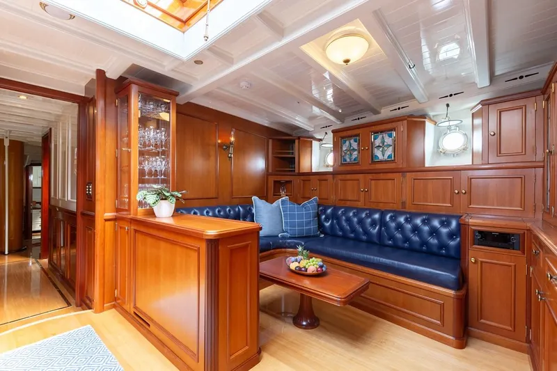 Naema Yacht Photos Pics 