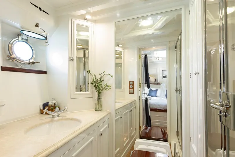 Naema Yacht Photos Pics 