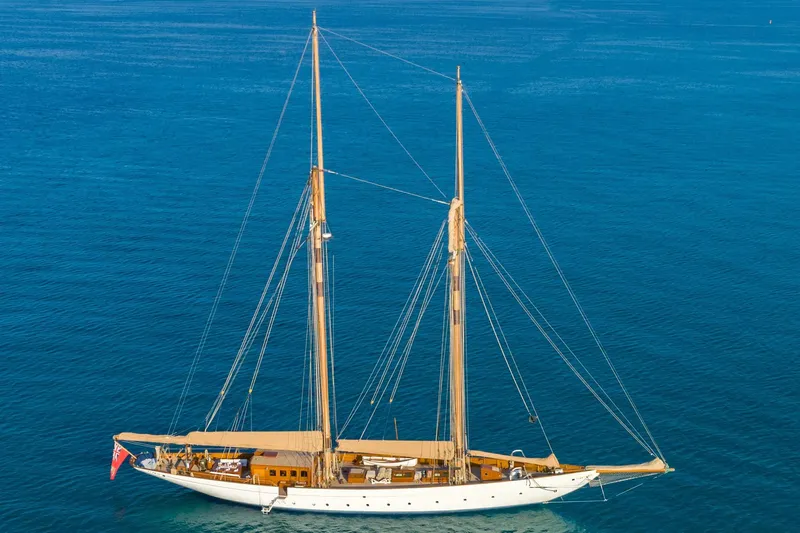 Naema Yacht Photos Pics 