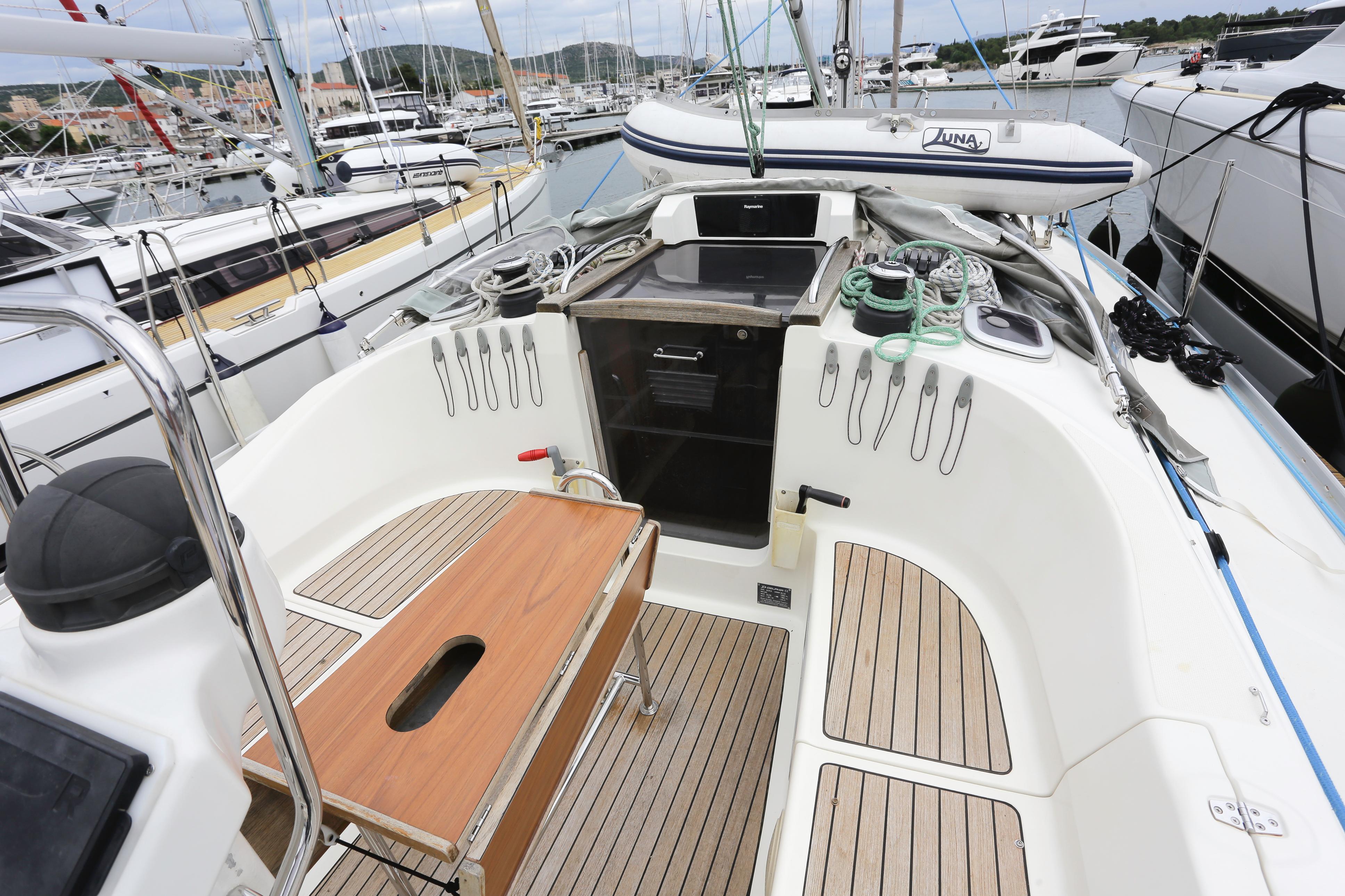 2013 Delphia 37.3 Segelyacht Kaufen - YachtWorld
