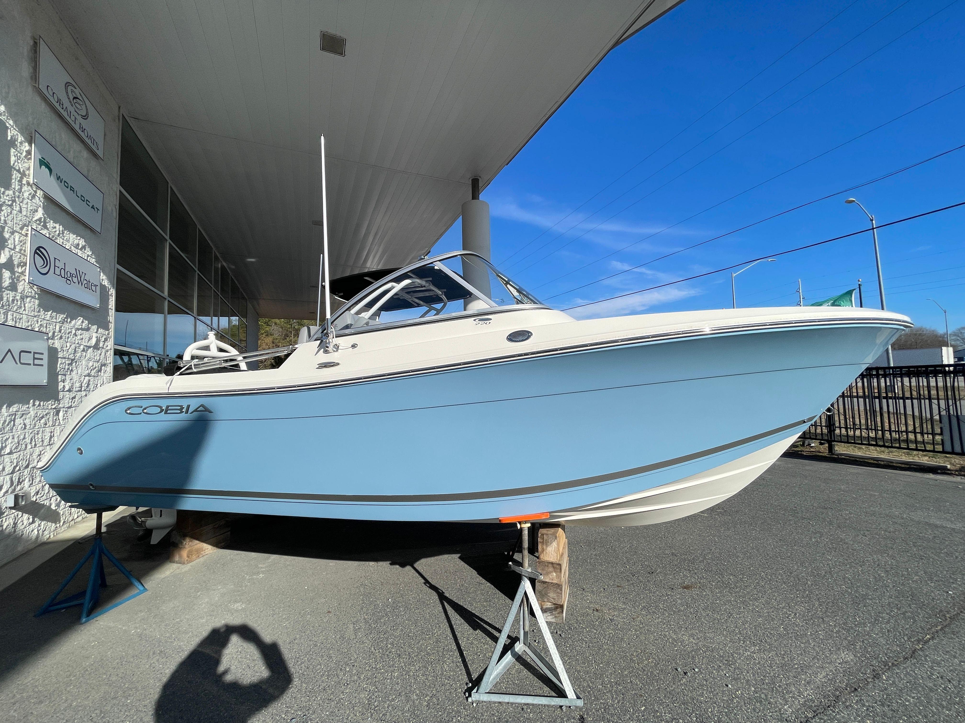 2024 COBIA 220 DC - Image 2