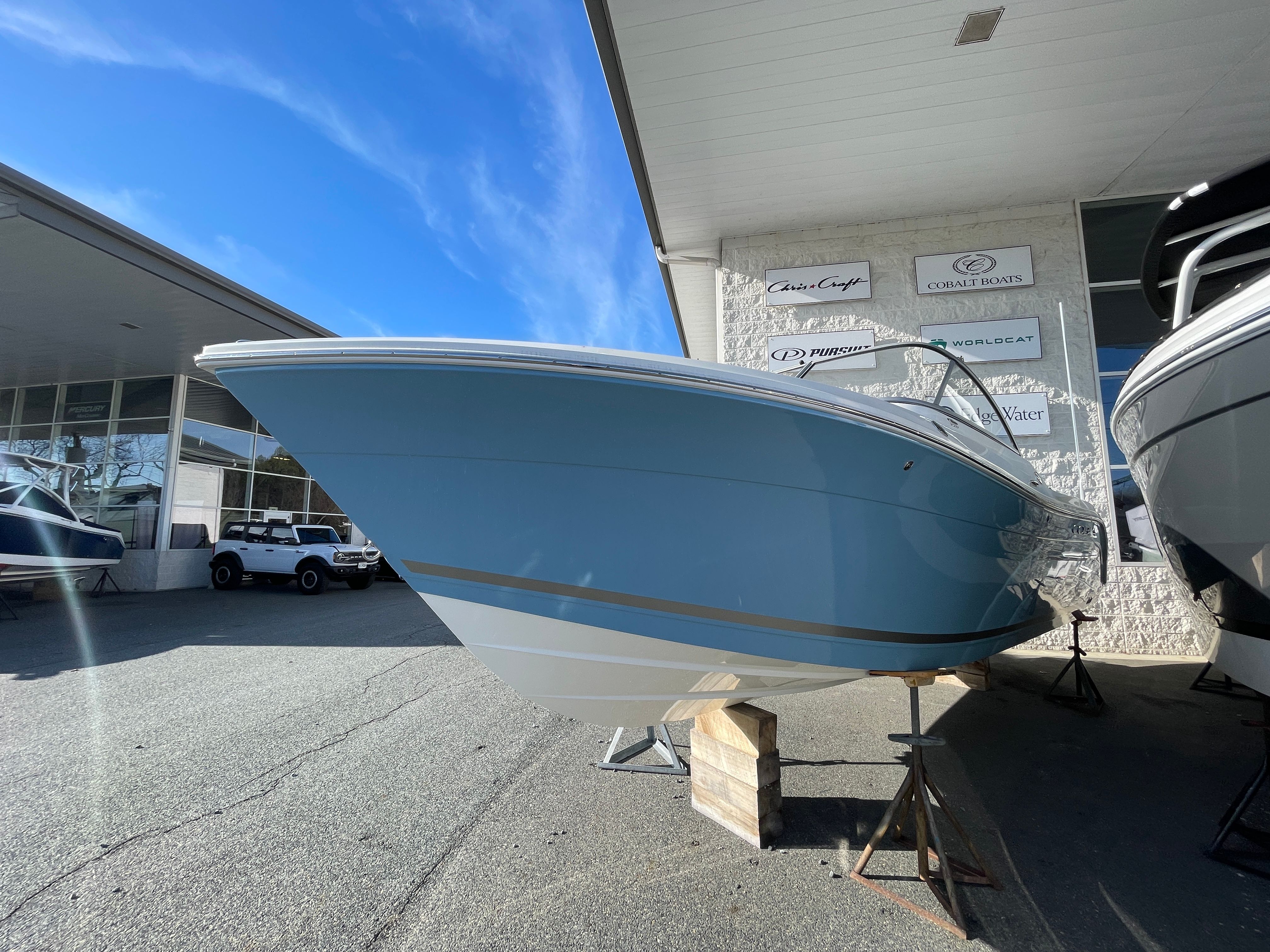 2024 COBIA 220 DC - Image 4