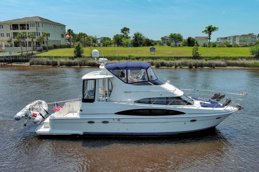 2001 Carver 444 Cockpit Motor Yacht