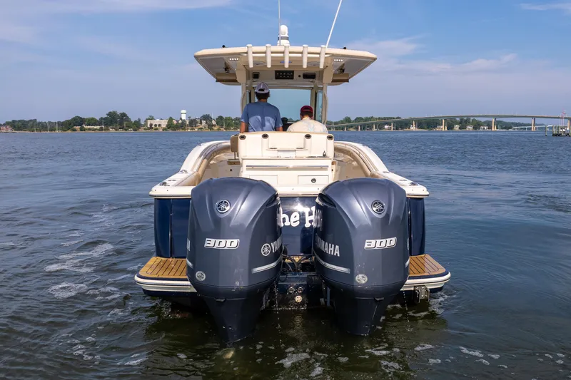 Off The Hook Yacht Photos Pics 