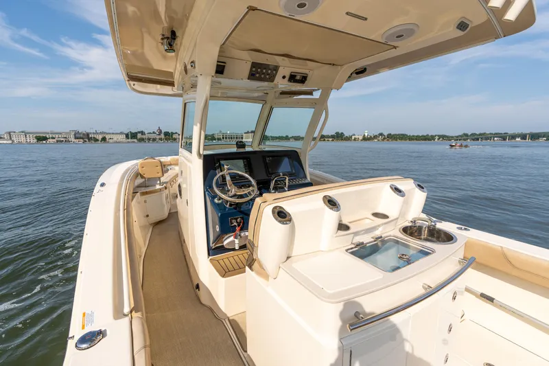 Off The Hook Yacht Photos Pics 