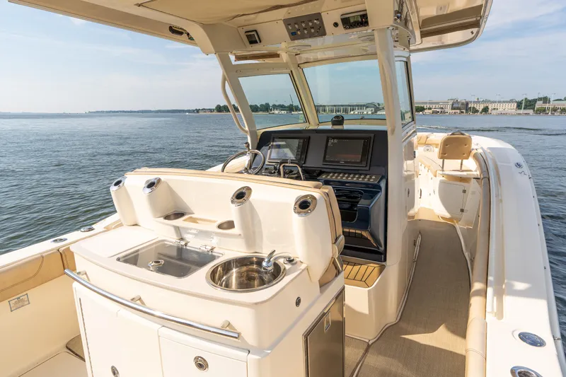 Off The Hook Yacht Photos Pics 