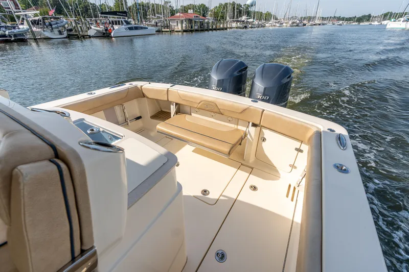 Off The Hook Yacht Photos Pics 