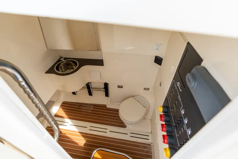 Off The Hook Yacht Photos Pics 