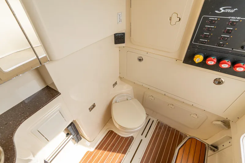 Off The Hook Yacht Photos Pics 