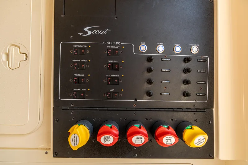 Off The Hook Yacht Photos Pics 