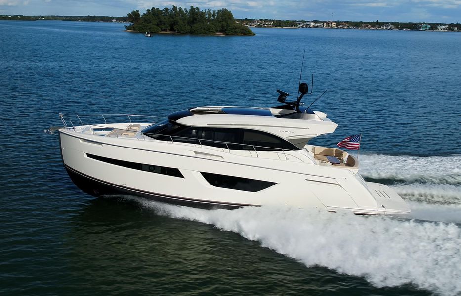 2018 Carver C52