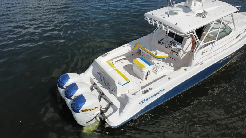 Singularity Yacht Photos Pics 2006 Donzi 38 ZSF boat with twin Mercury engines on water.