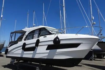 2021 Beneteau Antares 9 OB