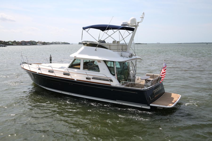 2019 Sabre 48 Fly Bridge