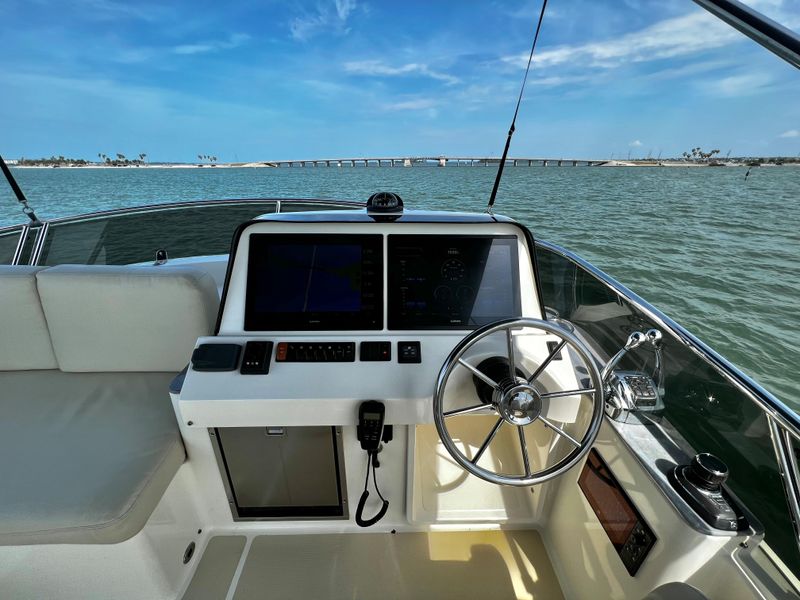 2019 Sabre 48 Fly Bridge