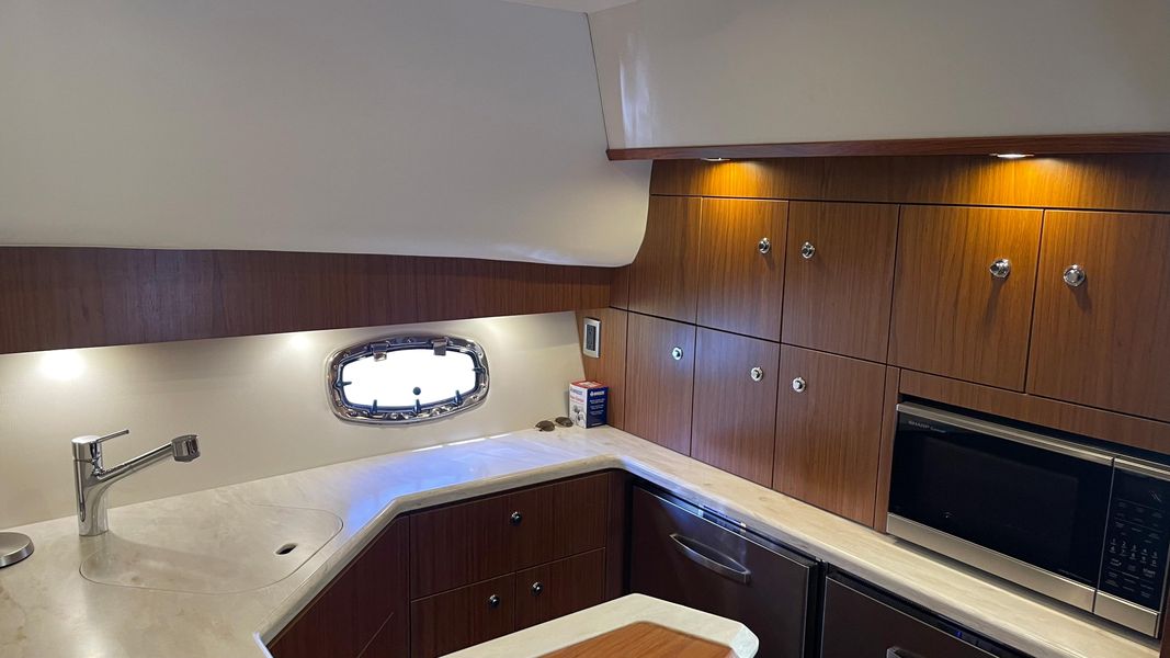 2016 Tiara Yachts 4300 Open