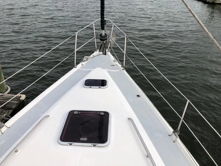 Catawampus II Yacht Photos Pics 