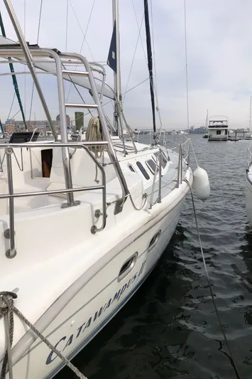 Catawampus II Yacht Photos Pics 