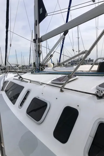 Catawampus II Yacht Photos Pics 
