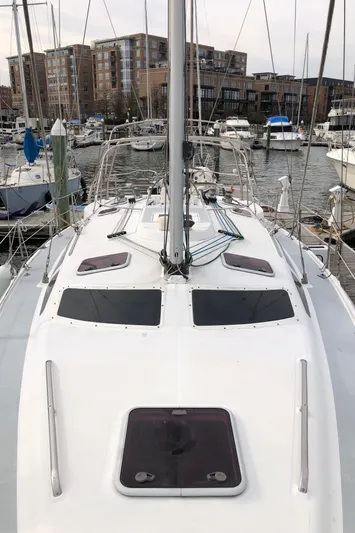 Catawampus II Yacht Photos Pics 