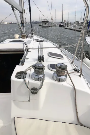 Catawampus II Yacht Photos Pics 