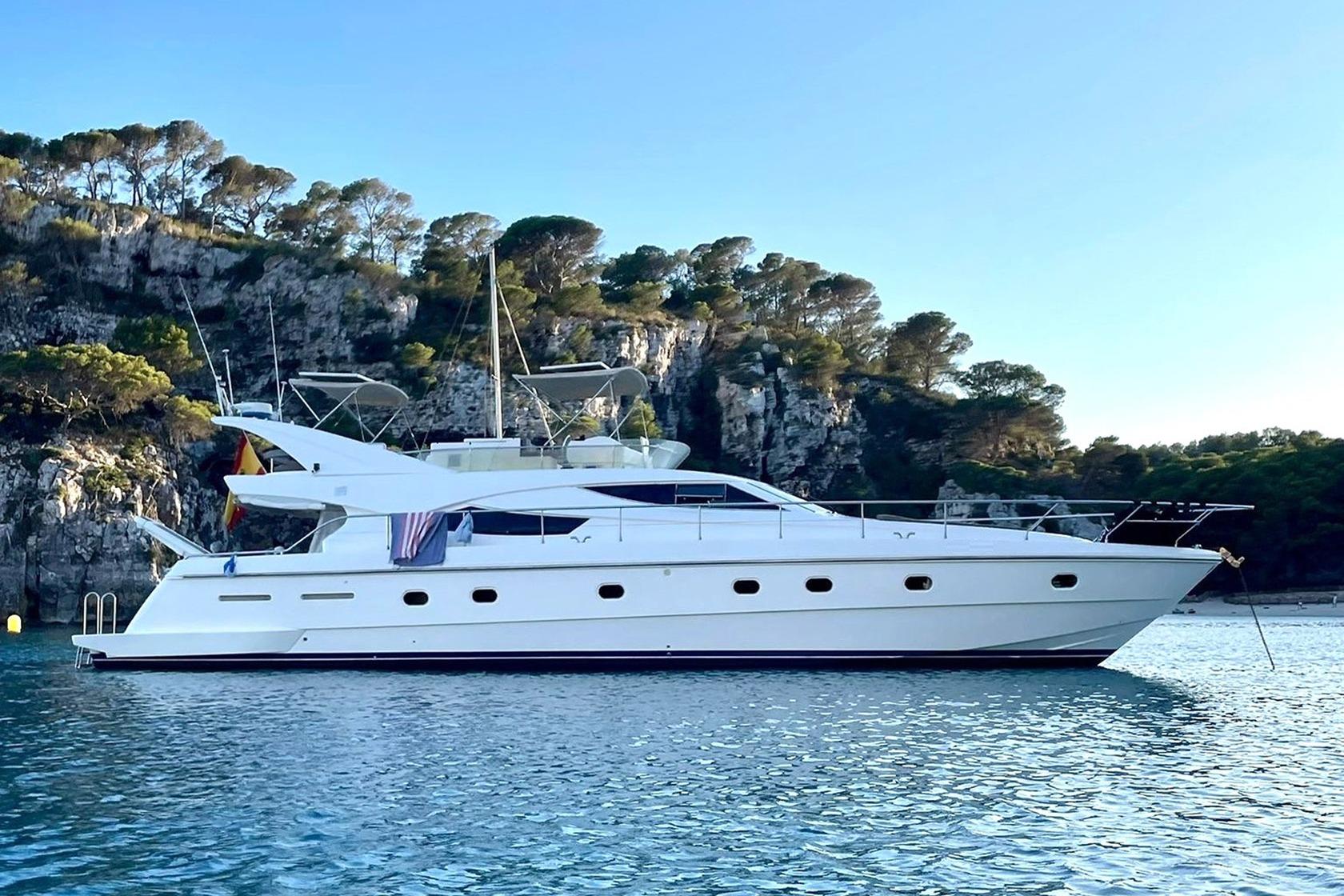 2002 Ferretti Yachts 620