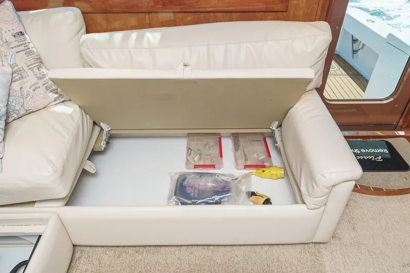 Whiplash II Yacht Photos Pics 