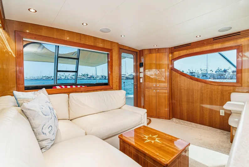 Whiplash II Yacht Photos Pics 