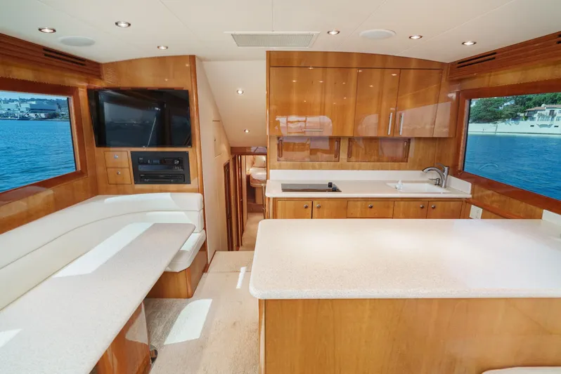 Whiplash II Yacht Photos Pics 