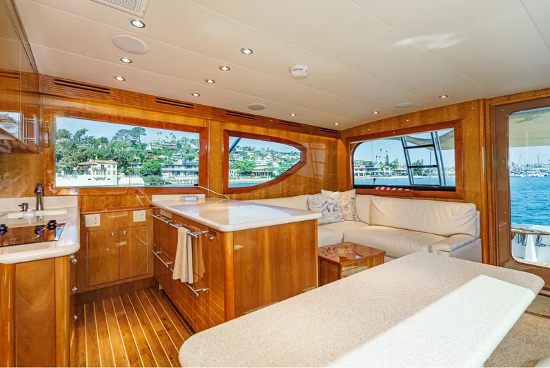 Whiplash II Yacht Photos Pics 