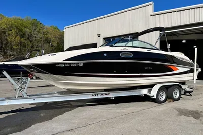 Sea Ray 260 Sundeck