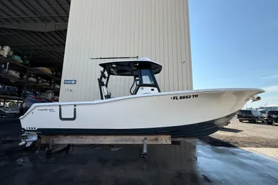 Tidewater 292 CC Adventure