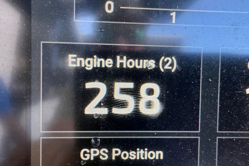  Yacht Photos Pics Display showing 258 engine hours on 2022 Tidewater 292 CC Adventure.