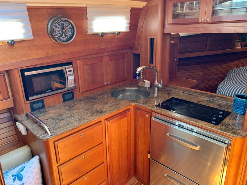 2013 Sabre 38 Salon Express