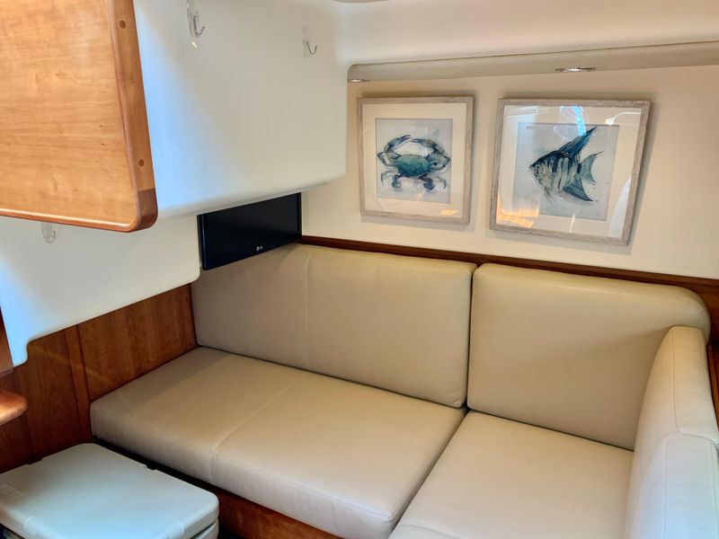 2013 Sabre 38 Salon Express