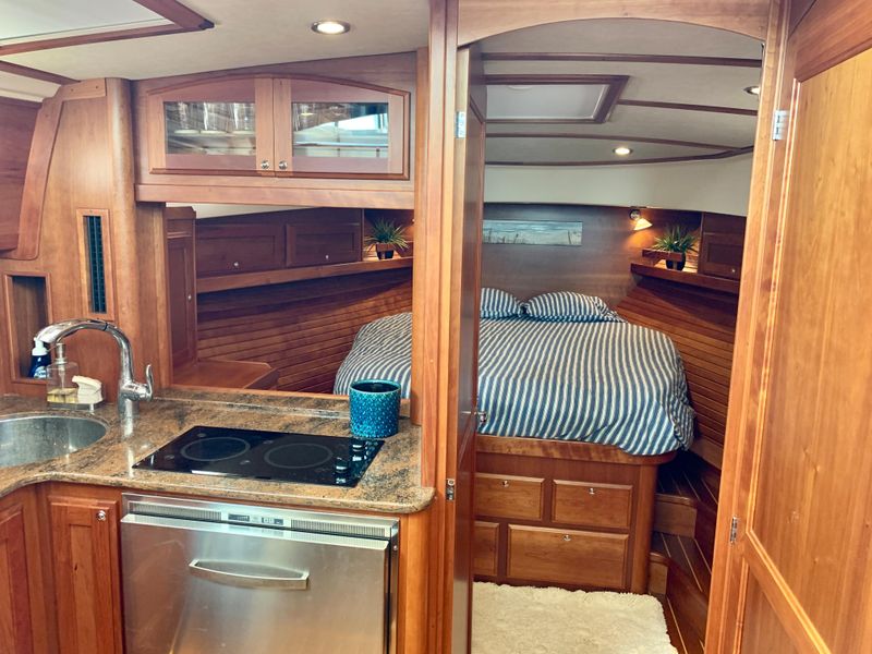 2013 Sabre 38 Salon Express