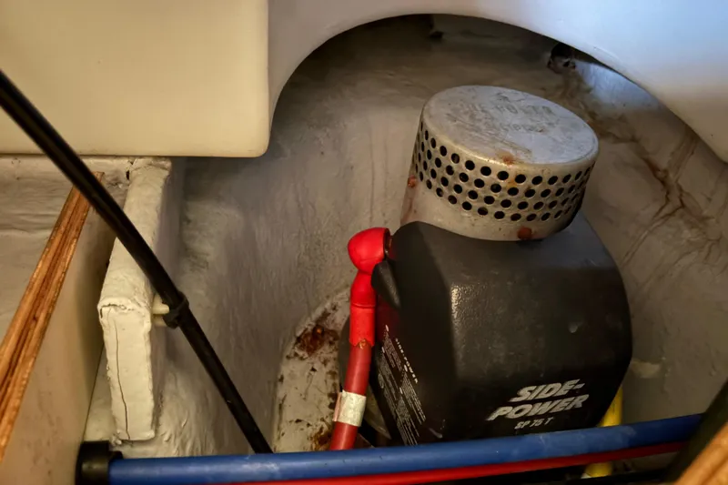  Yacht Photos Pics Engine compartment of 2005 Meridian 368 Motoryacht with Side-Power SP 75 T thruster.