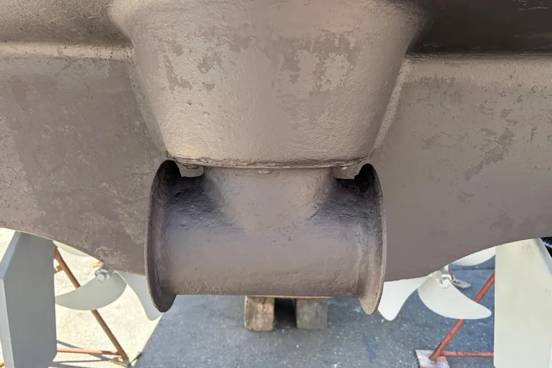  Yacht Photos Pics Close-up of a 2005 Meridian 368 Motoryacht's bow thruster and propeller.