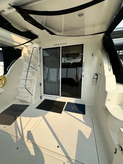 Defiance Yacht Photos Pics 