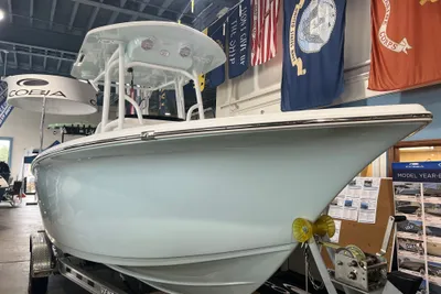 Sea Pro 222 Center Console