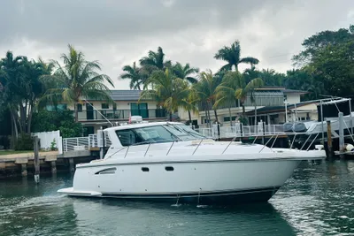Tiara Yachts 3600 Sovran