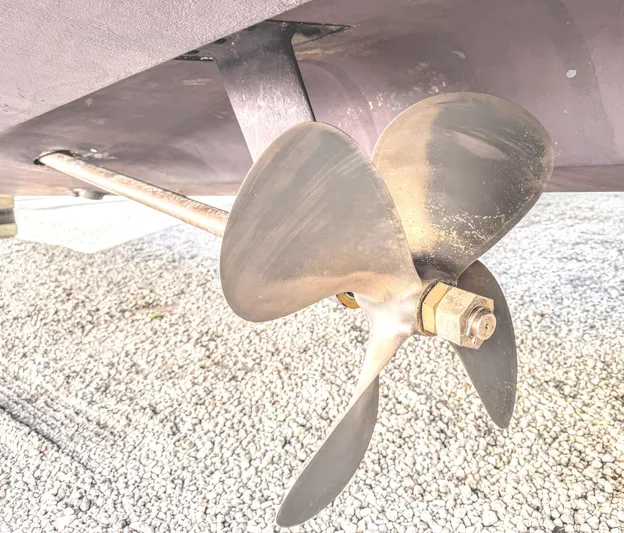 Sol Verde Yacht Photos Pics 