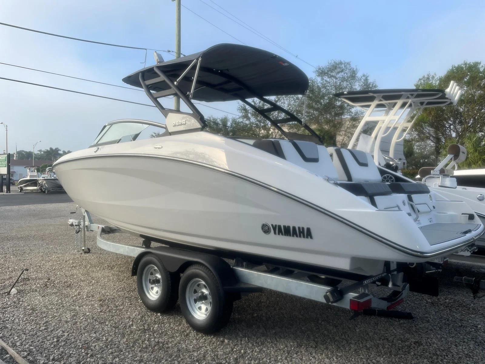 2023 Yamaha Boats 252 S Jet for sale - YachtWorld